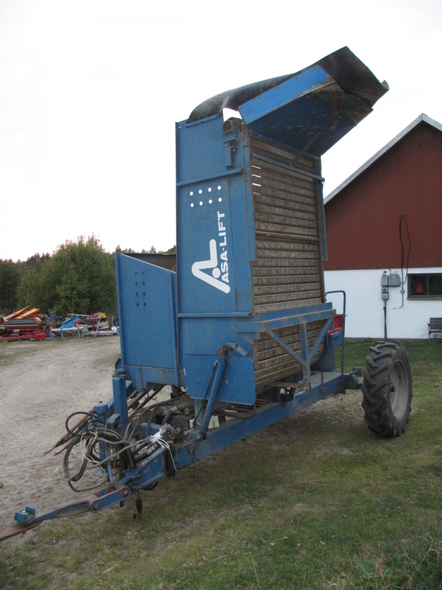 3670 Asa-Lift carrot harvester 1 row with bunker