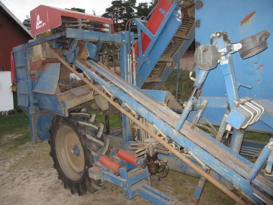 3670 Asa-Lift carrot harvester 1 row with bunker