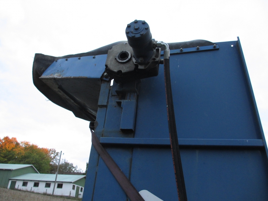 3670 Asa-Lift carrot harvester 1 row with bunker