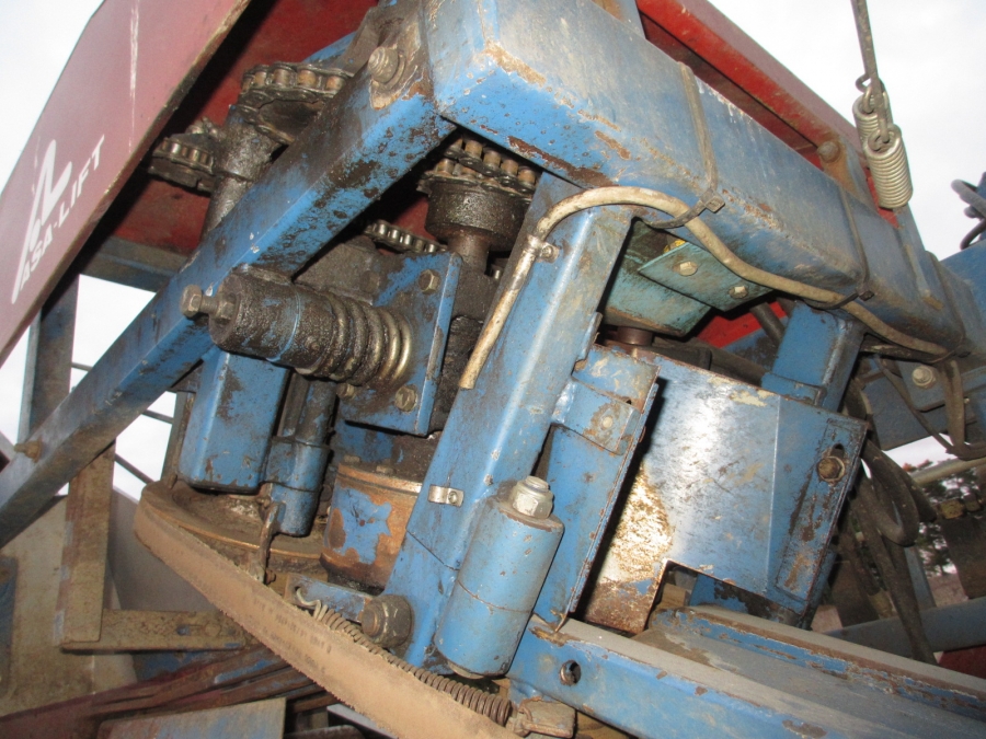 3670 Asa-Lift carrot harvester 1 row with bunker