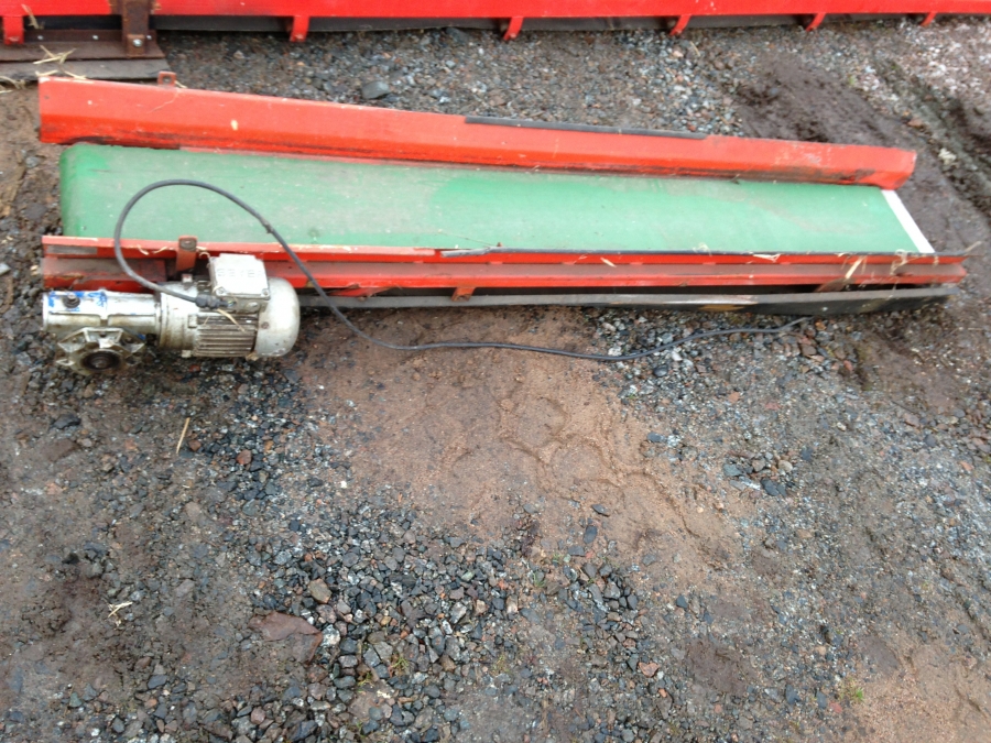 3677 EKKO conveyor 2200x300
