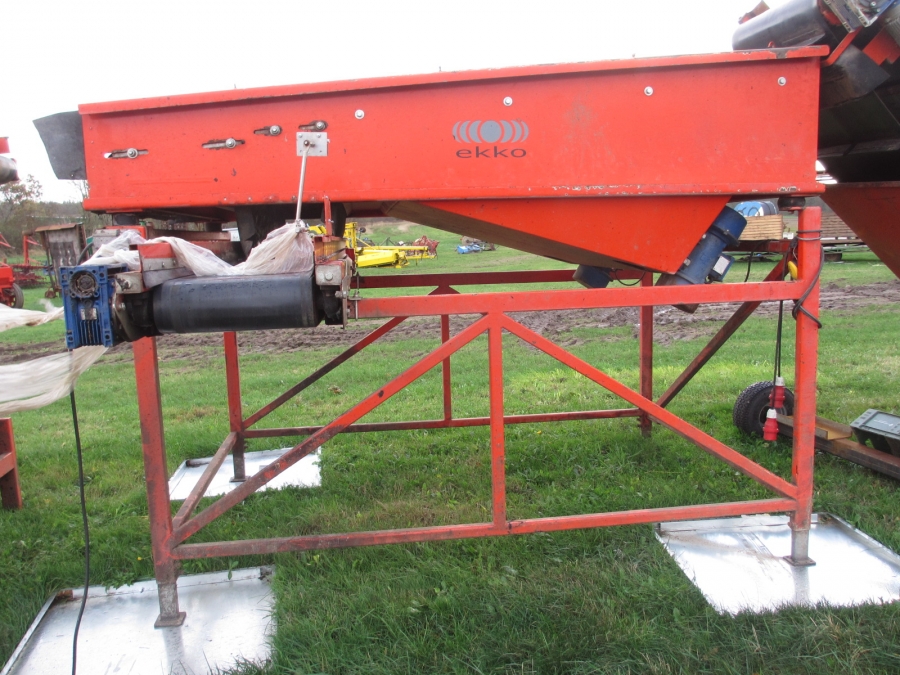 3702 EKKO length grader for carrots etc. 