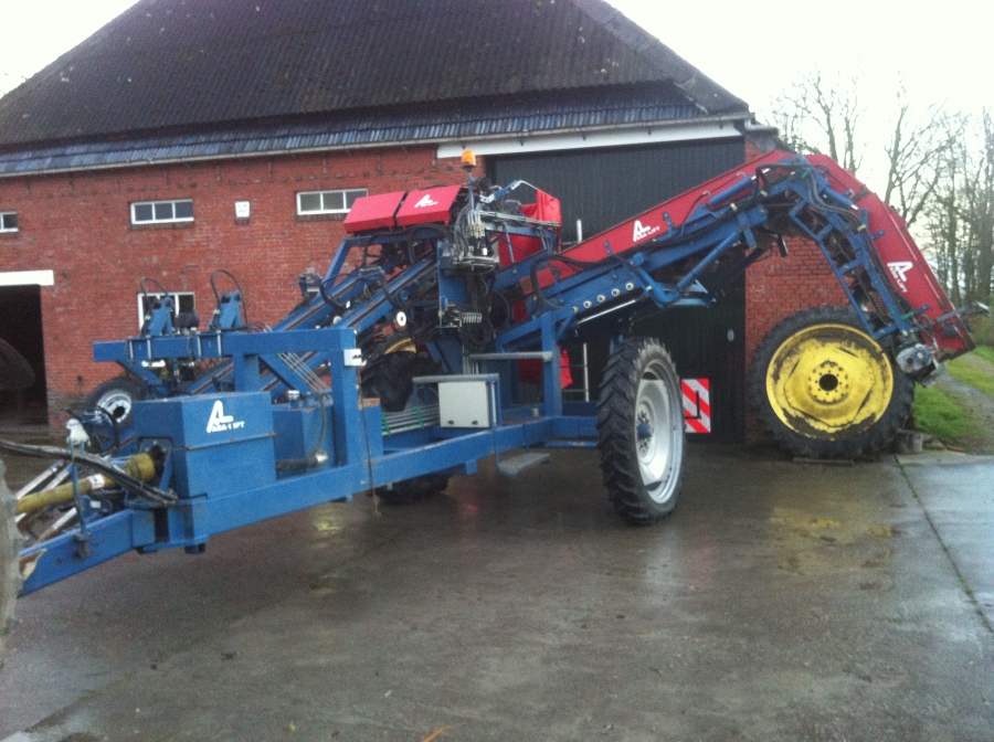 3748 Asa-Lift carrot harvester T200E elevator