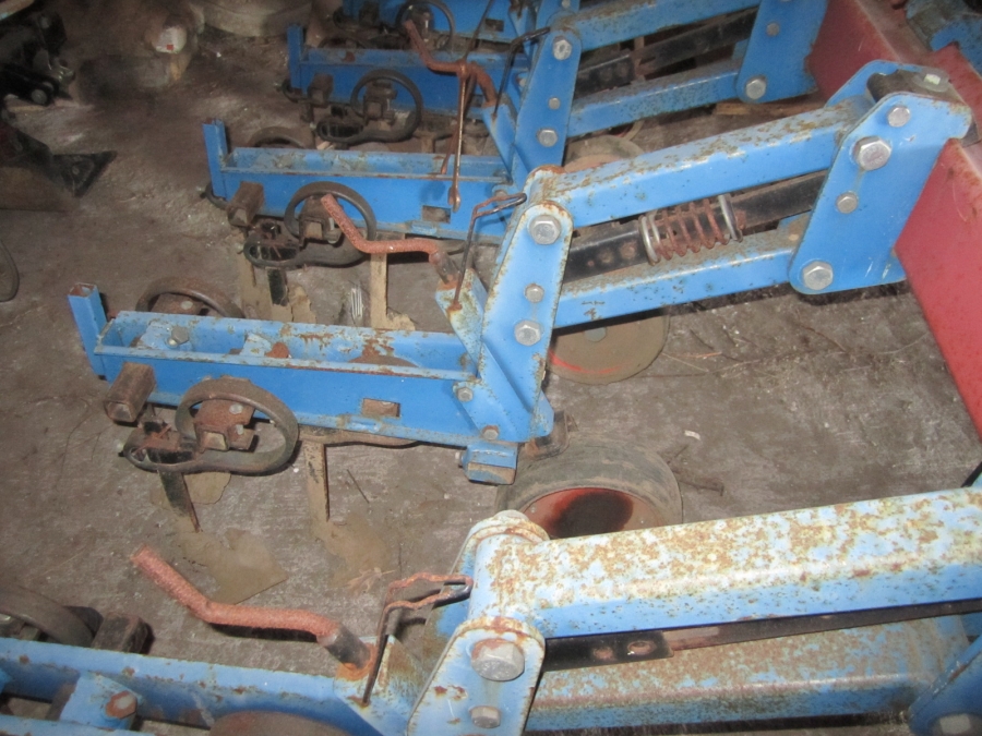 3771 Hatzenbichler row crop cultivator 7 row