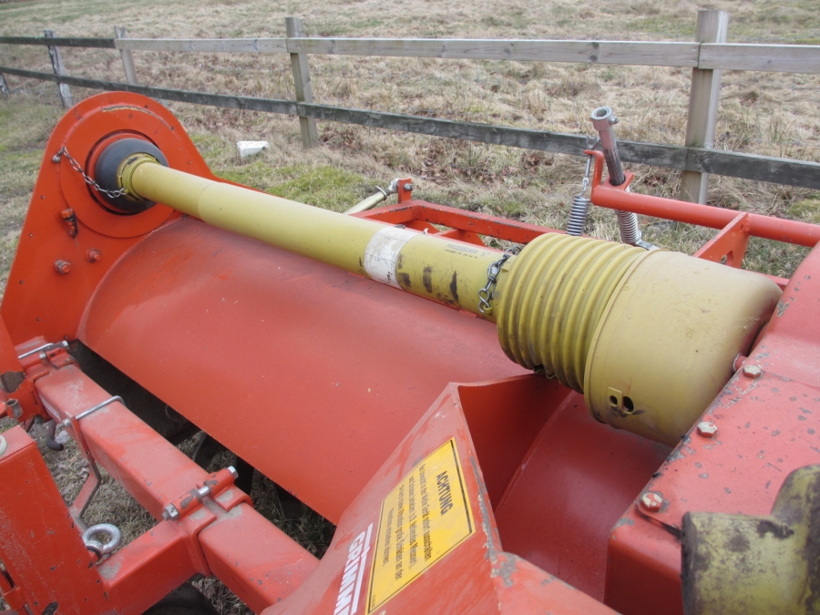 3810 Grimme DF3000 rotary hiller 4 row