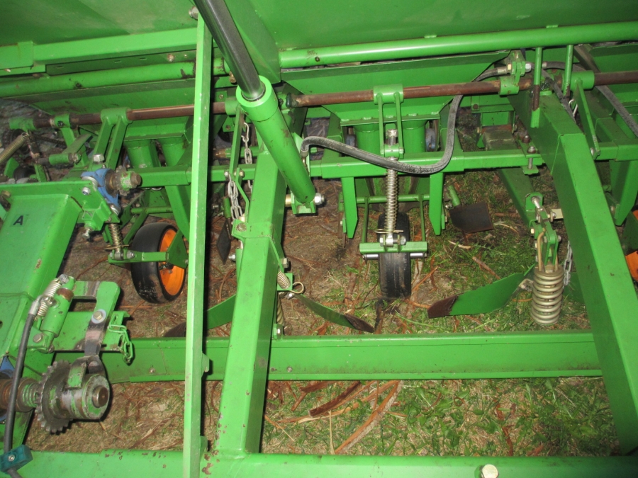 3824 Juko Ekengards potato planter 4720 4 row