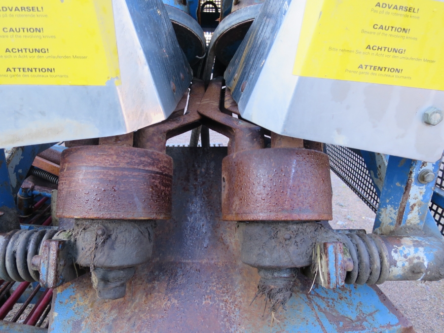 3893 Asa-Lift carrot harvester combi mini
