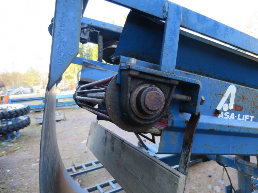 3893 Asa-Lift carrot harvester combi mini