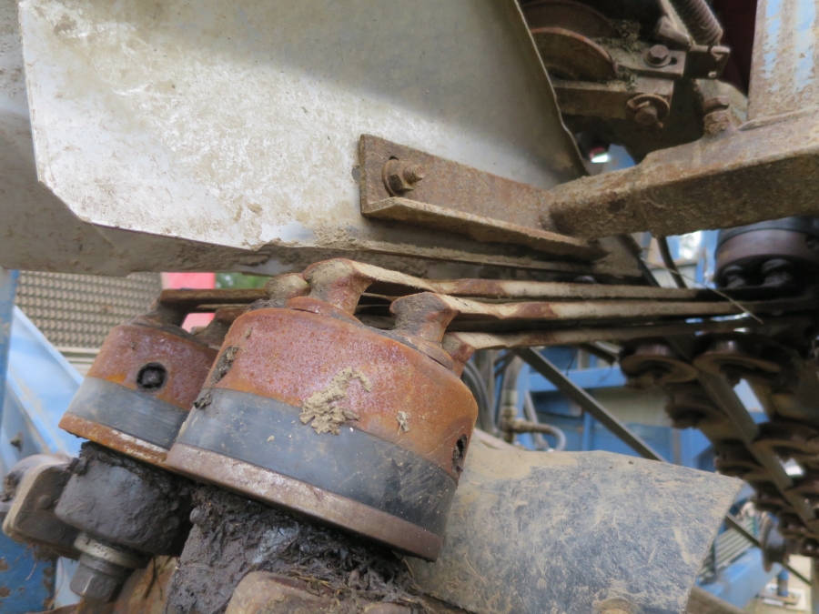 3895 Asa-Lift carrot harvester 1 row with bunker T-120B