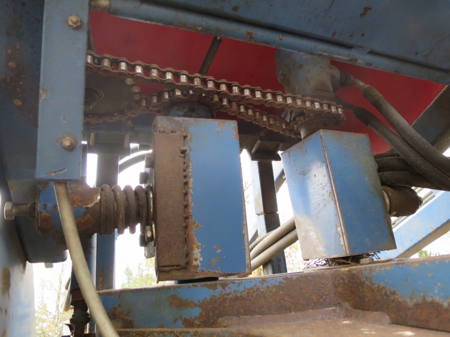 3895 Asa-Lift carrot harvester 1 row with bunker T-120B