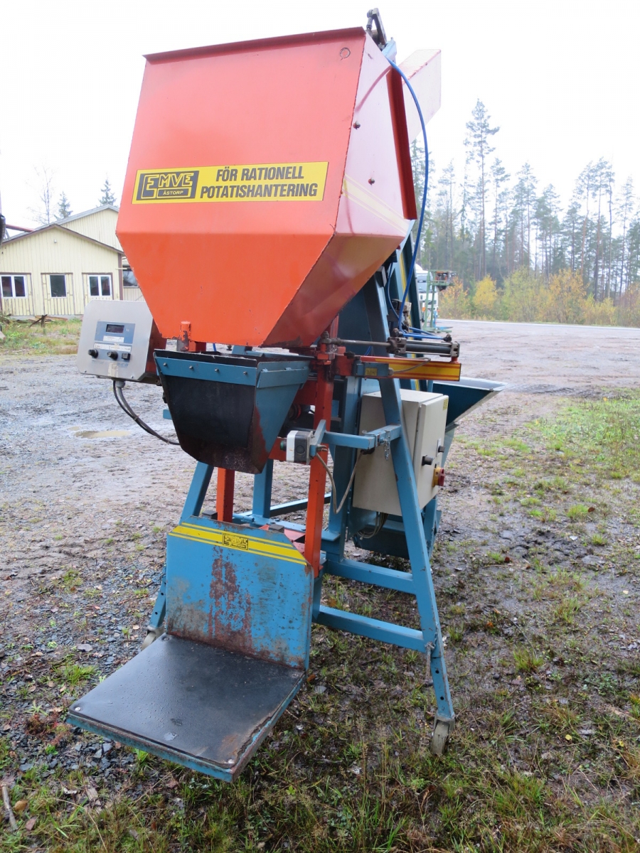 3900 EMVE automatic weigher with double belts
