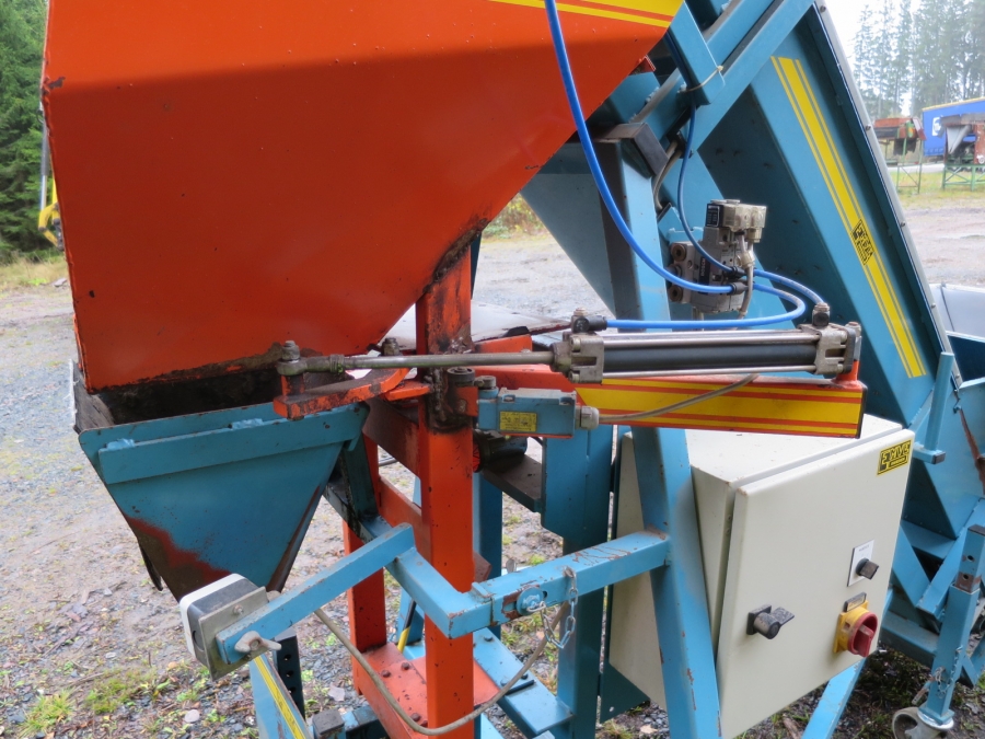 3900 EMVE automatic weigher with double belts