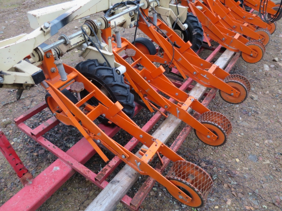 3902 Stanhay precision seeder 9 rows 