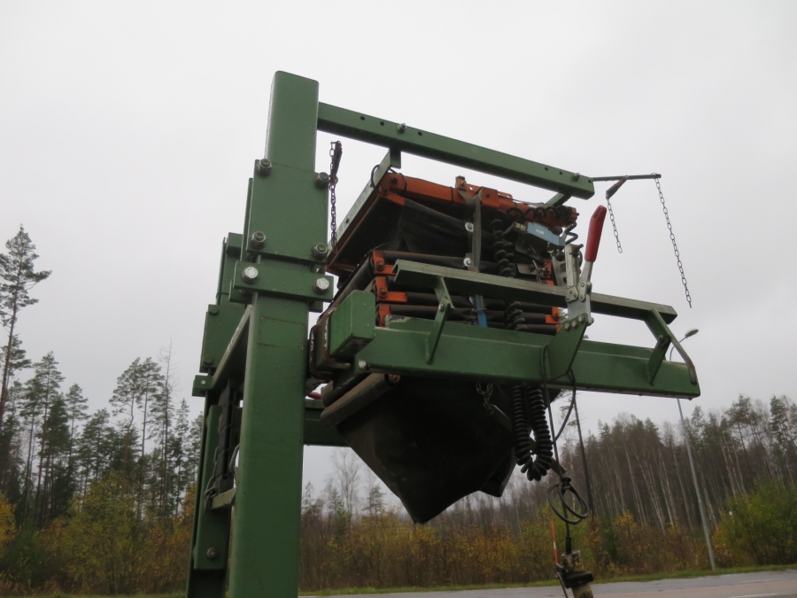 3911 Schouten big bag filler with separate conveyor