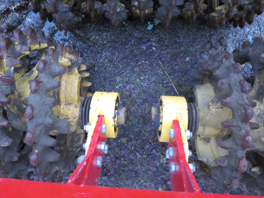 3987 Vaderstad Crosskill roller 4 m