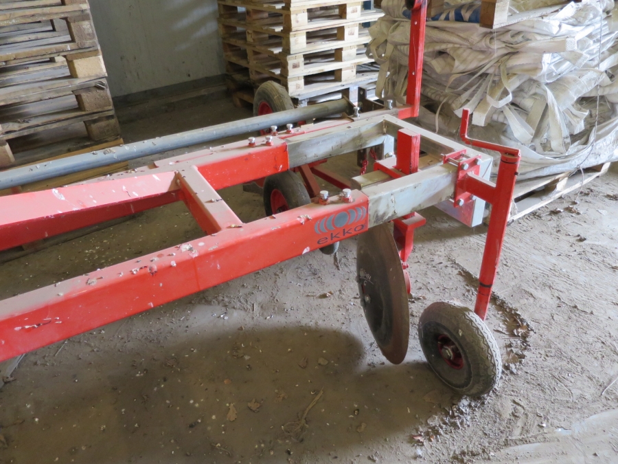 3997 EKKO plastic film placing machine