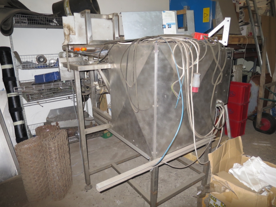 4001 Newtec VB40CC plastic bagger