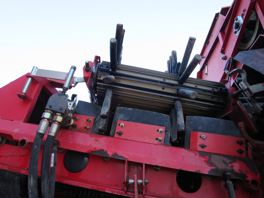4017 Grimme SE 75-40 potato harvester