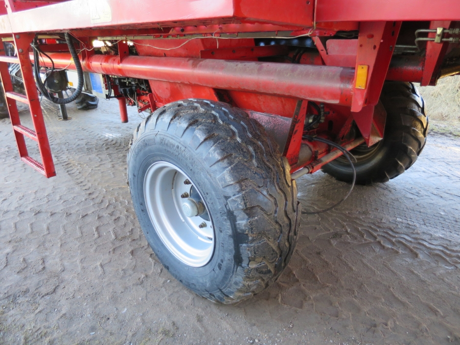 4017 Grimme SE 75-40 potato harvester
