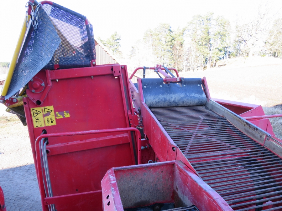 4017 Grimme SE 75-40 potato harvester