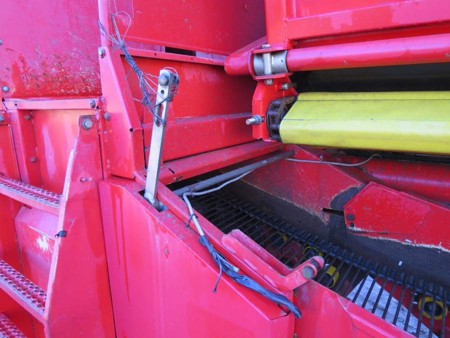 4017 Grimme SE 75-40 potato harvester