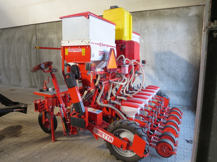 4035 Gaspardo onion seeder / vegetable seeder pneumatic 7 row