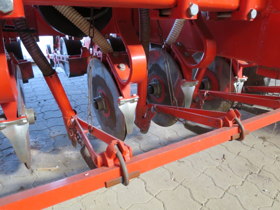 4035 Gaspardo onion seeder / vegetable seeder pneumatic 7 row