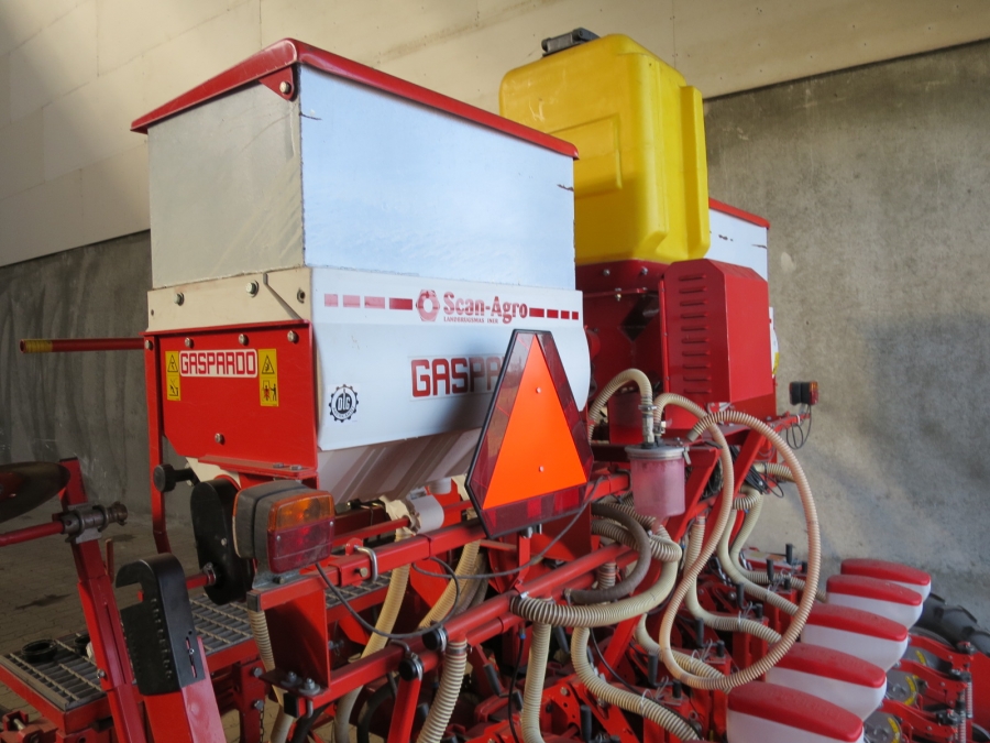 4035 Gaspardo onion seeder / vegetable seeder pneumatic 7 row