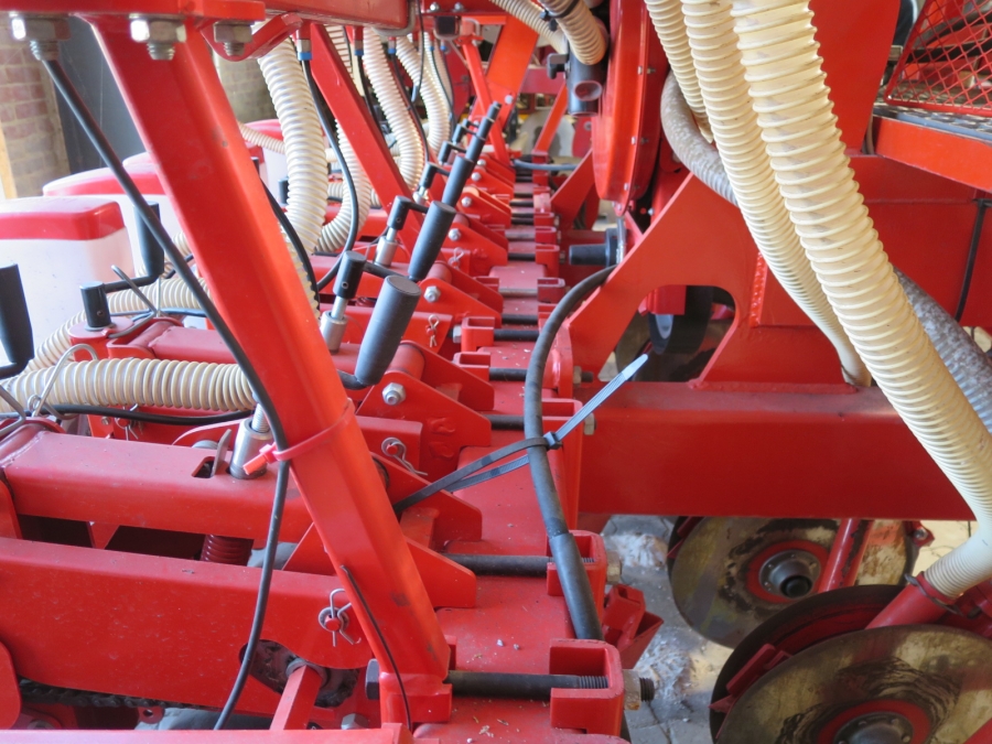 4035 Gaspardo onion seeder / vegetable seeder pneumatic 7 row