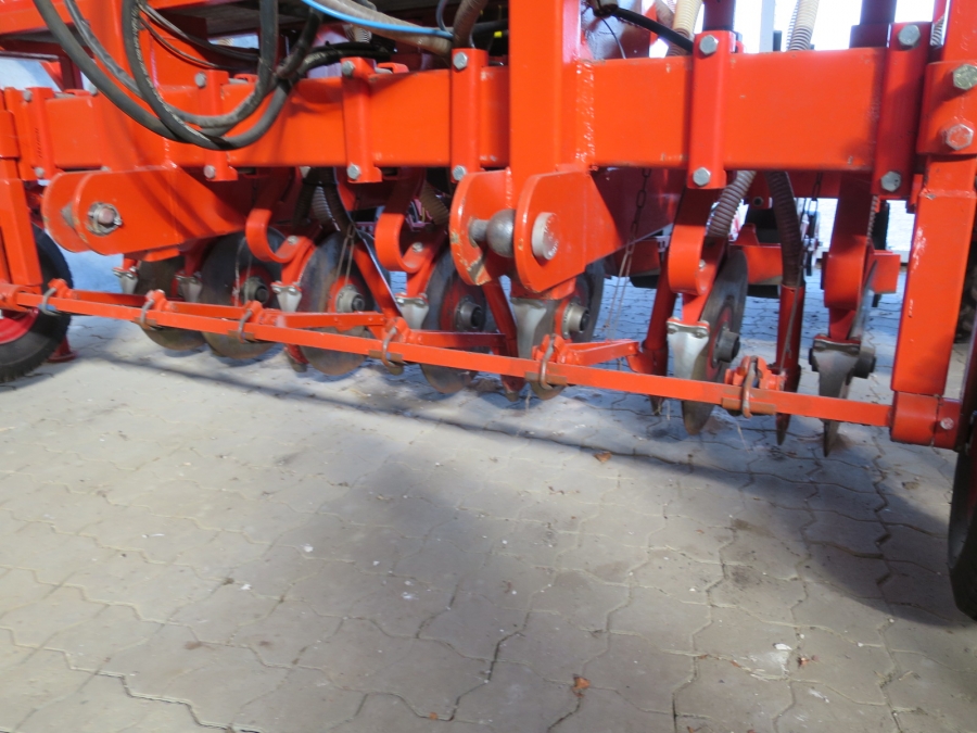 4035 Gaspardo onion seeder / vegetable seeder pneumatic 7 row