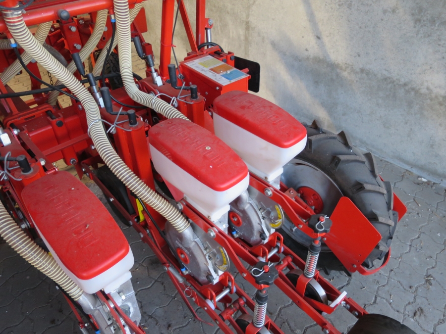 4035 Gaspardo onion seeder / vegetable seeder pneumatic 7 row