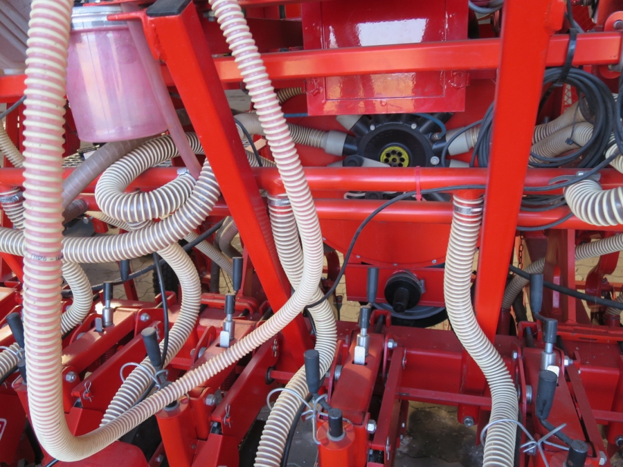 4035 Gaspardo onion seeder / vegetable seeder pneumatic 7 row