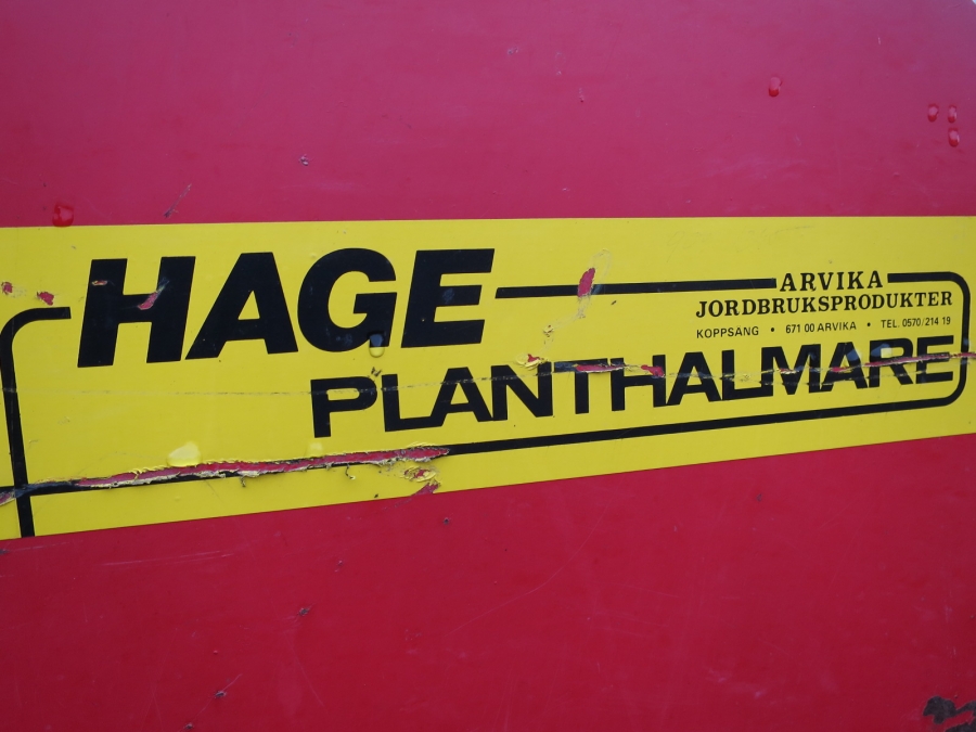 4061 Hage Teknik straw feeder