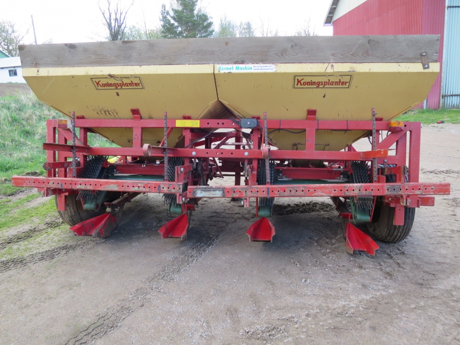 4065 Koningsplanter Konings 4 row potato planter