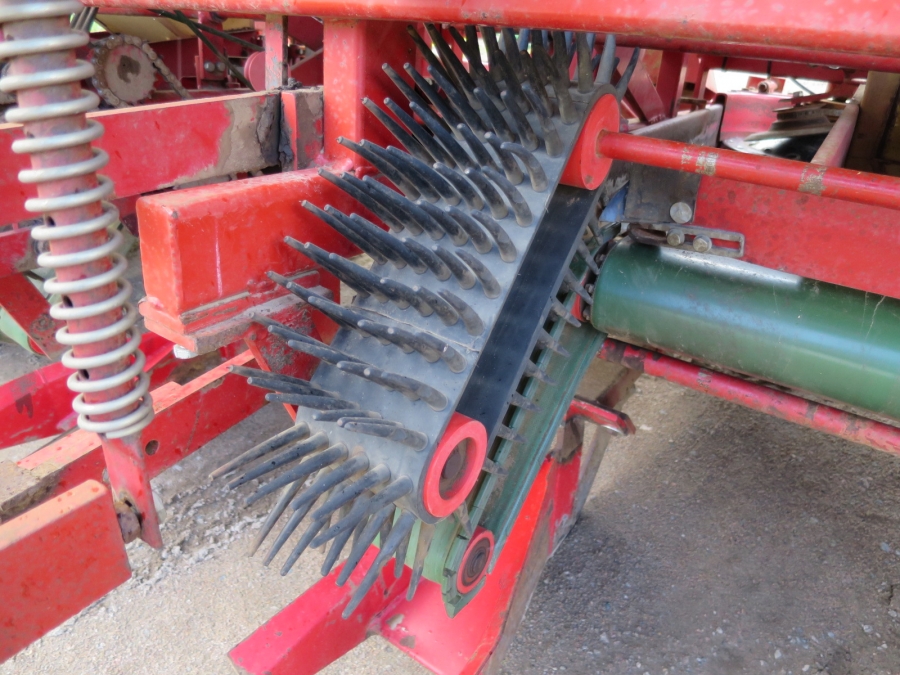 4065 Koningsplanter Konings 4 row potato planter
