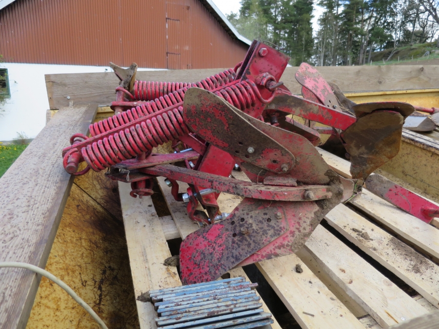 4065 Koningsplanter Konings 4 row potato planter